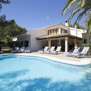 https://villa-can-borras.balearic-islands.net